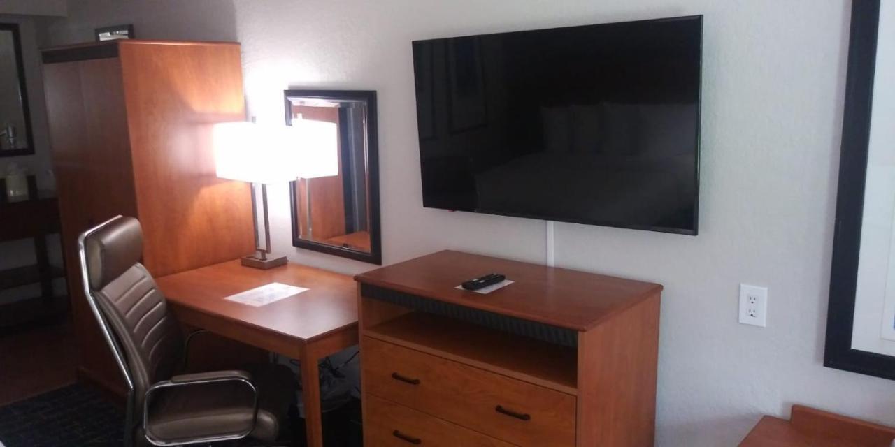 Surestay Plus Hotel By Best Western Clearwater Central المظهر الخارجي الصورة